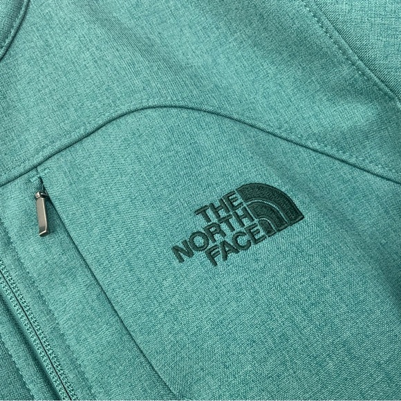 The North Face WindWall Apex Bionic Jacket. Green. Size Small. - Picture 3 of 9
